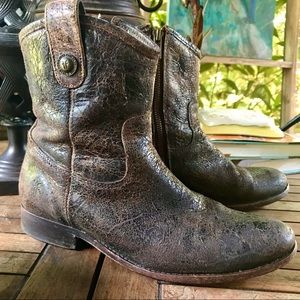Frye Melissa glazed short boot, size 8.5B. 77894.